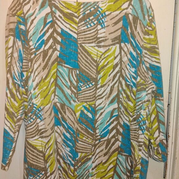 Ruby Rd. Blue and Green Patterned Blouse - Picture 7 of 7